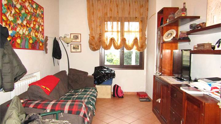 Monsummano- Appartamento primo piano con posto auto